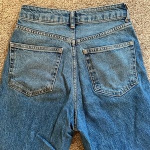 Brand: H&M Style: High Rise Jeans, Size: 4